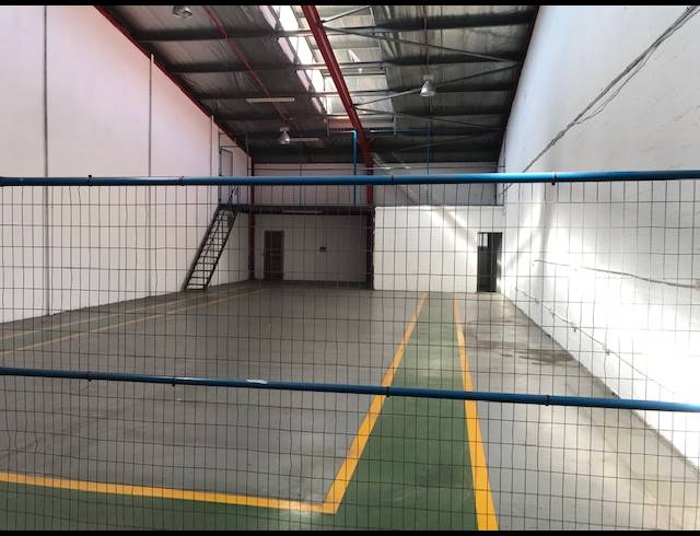 296M² WAREHOUSE RENTED IN SPRINGFIELD PARK